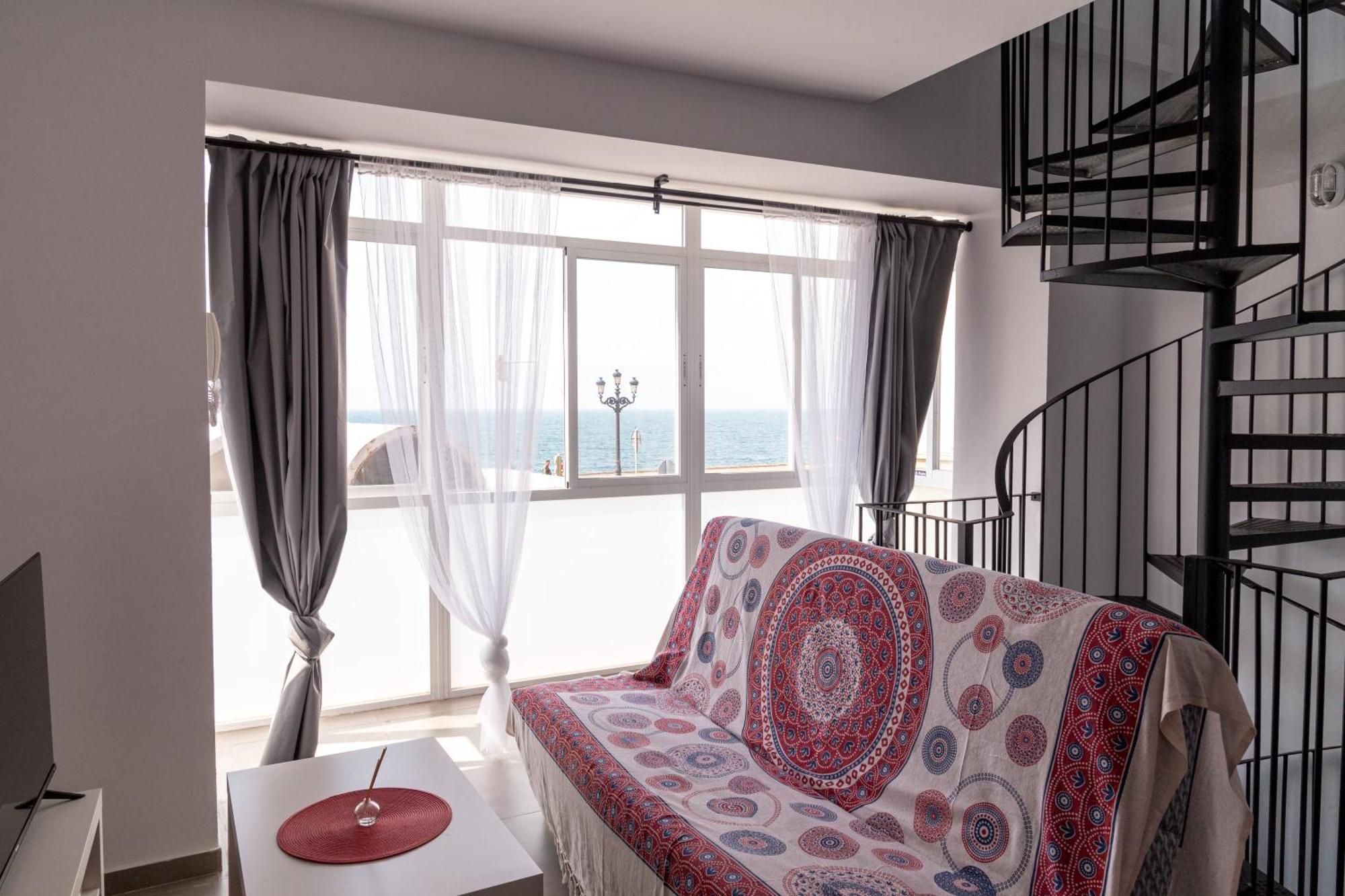 Appartamento Casa Completa Triplex & Parking By Gades Gestion Cadice Esterno foto